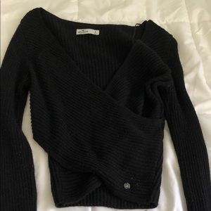 Hollister long sleeve sweater